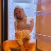 Проститутки Киева: Иришка трясет задом